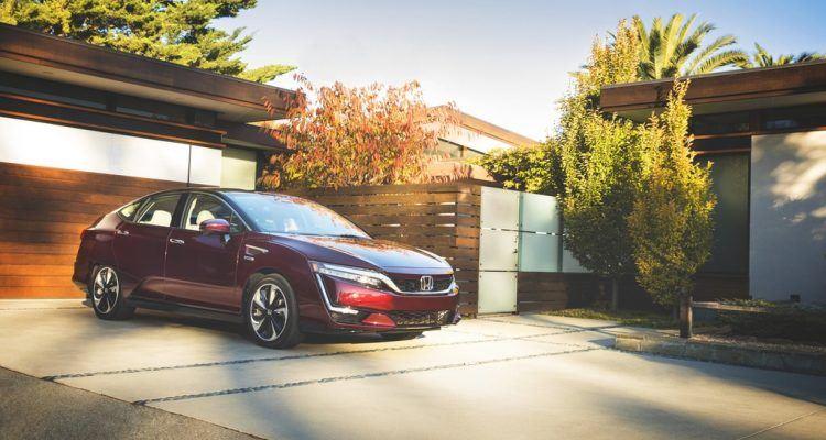 2018 Honda Clarity Fuel Cell прибывает: что вам нужно знать