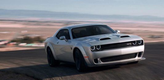 Dodge challenger srt hellcat redeye 2019: ярость франкенштейна Головна сторінка
