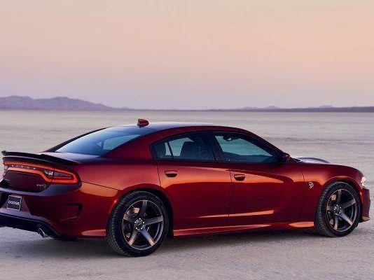 Модельный ряд dodge charger 2019: автомобильная промышленность джона бендера ホームページ