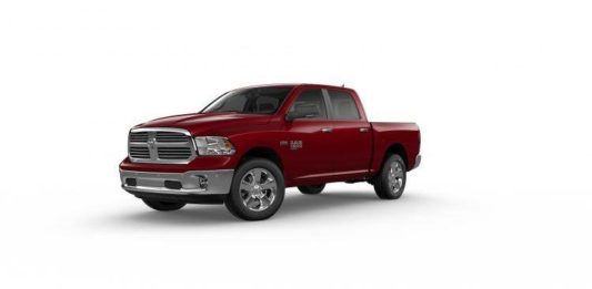 Ram 1500 «classic» 2019 будет продаться вместе с новой моделью Strona główna