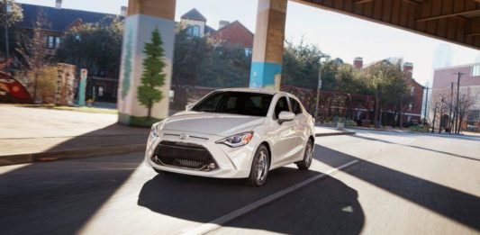 2019 toyota yaris sedan: mid-premium goodness Page d'accueil