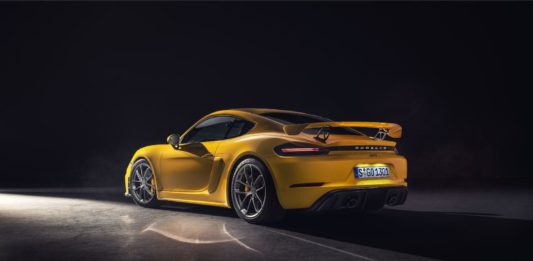 2020 porsche 718 cayman gt4: плоские шестерки и идеальные 10 Начална страница