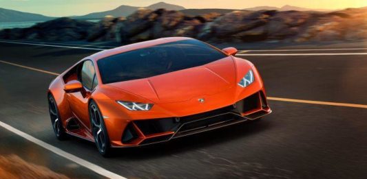 Lamborghini huracán evo: на 1 и 2 Κύρια σελίδα