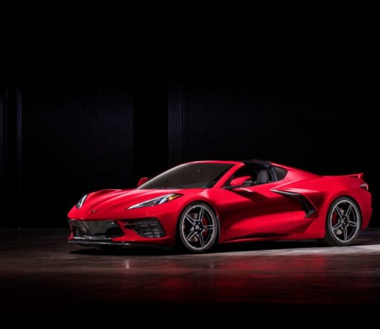 2020 chevy corvette stingray: наконец, средне-моторный vette Pagina iniziale