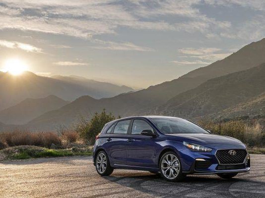 Hyundai elantra gt n line: спортивный внешний вид, компактность и низкая стоимость Головна сторінка