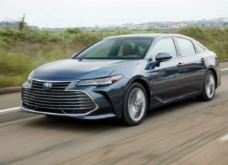 2019 Toyota Avalon Hybrid Limited Review: Perfect for Work or Leisure