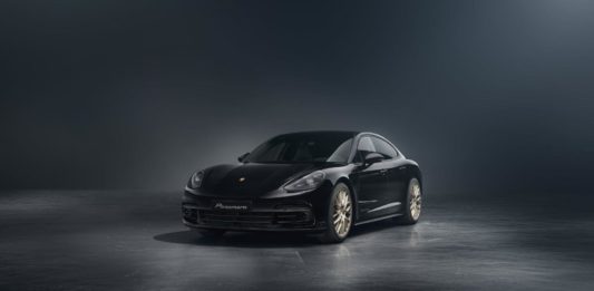 Porsche panamera 10-летний выпуск празднует десятилетие 홈 페이지