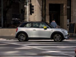 Mini cooper se: электрическая хардтоп готова к вождению! Головна сторінка