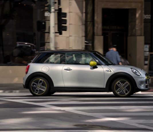 Mini cooper se: электрическая хардтоп готова к вождению! Strona główna