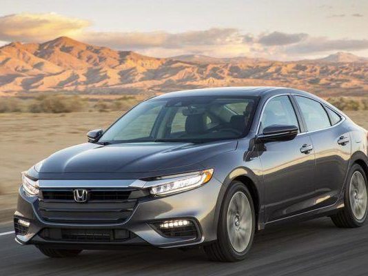 Honda insight 2019 с расходом 1 галлон на 55 миль (mpg) 홈 페이지