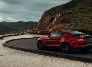 2020 Mustang Shelby GT500: one sleek snake