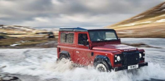Land rover — ограниченное издание v8 defender caps anniversary celebration Pagina iniziale