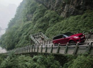 Range Rover Sport in China: a unique test of endurance and cross-country ability