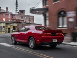 2018 dodge challenger gt awd review 홈 페이지