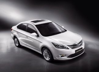 Автомобил Changan
