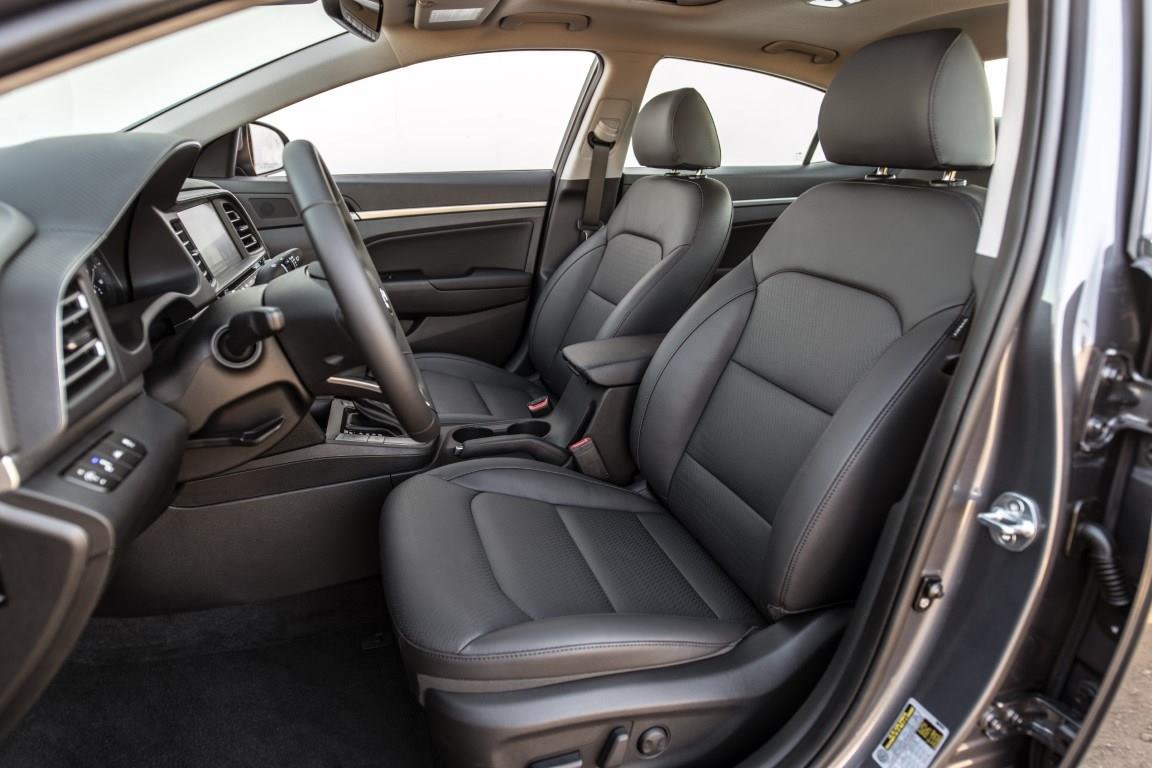 Η Hyundai αποκαλύπτει το facelifted Elantra 2019