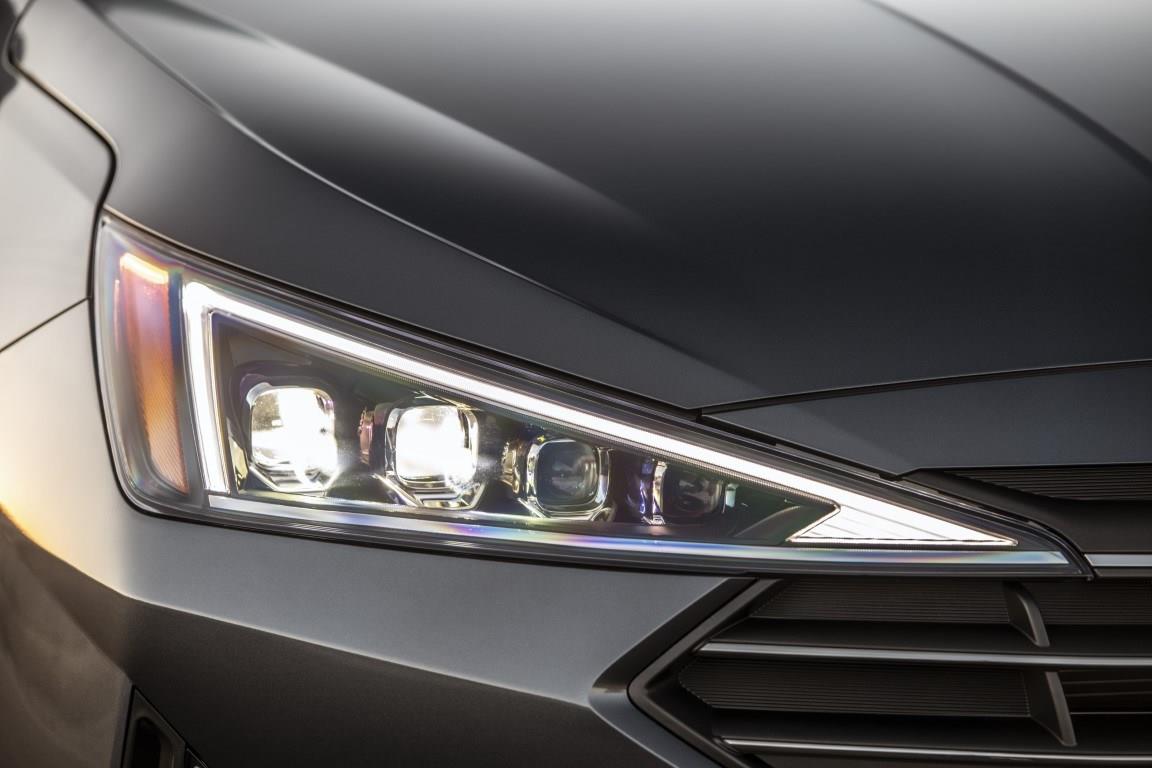 Hyundai presenterar uppdaterad Elantra 2019