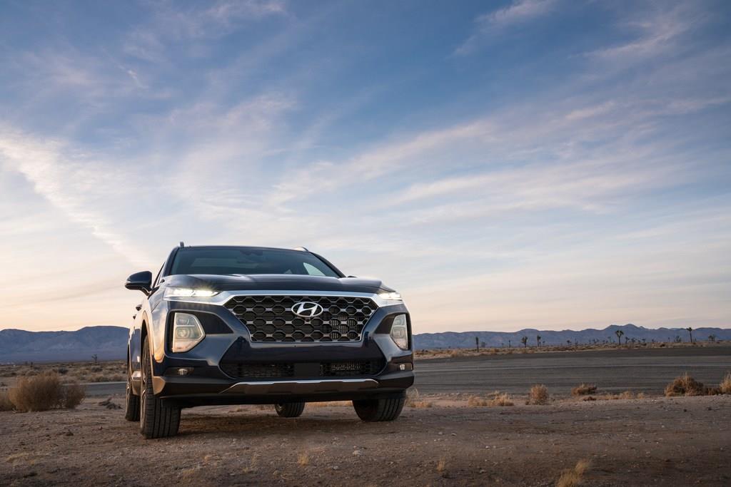 Специальная цена Hyundai Santa Fe 2019 года начинается с 25 500 долларов в США