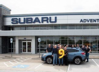 Subaru of America предоставляет девятимиллионный автомобиль Арканзасскому врачу