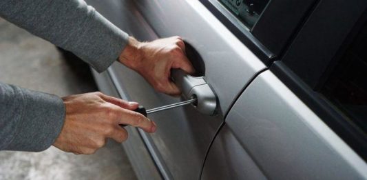 Furto d'auto per numero di targa: siete a rischio? Pagina iniziale