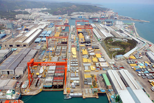 Судоверфь Hyundai Heavy Industries