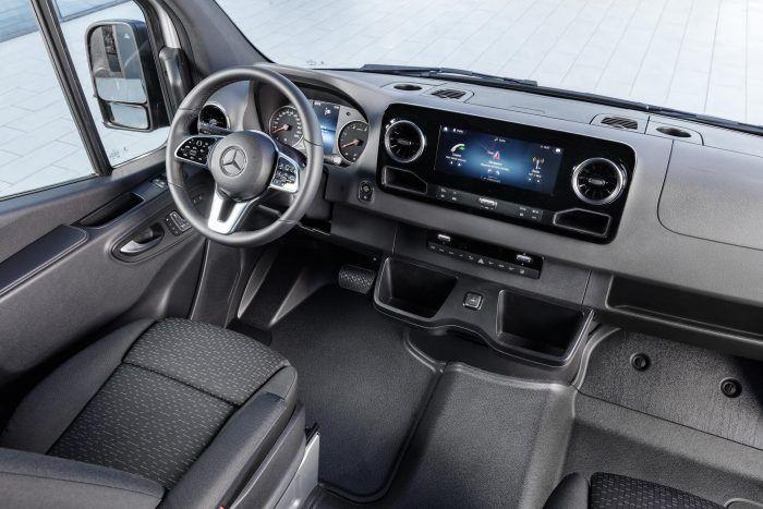 Новый Mercedes-Benz Sprinter обещает больше комфорта, безопасности и удобства