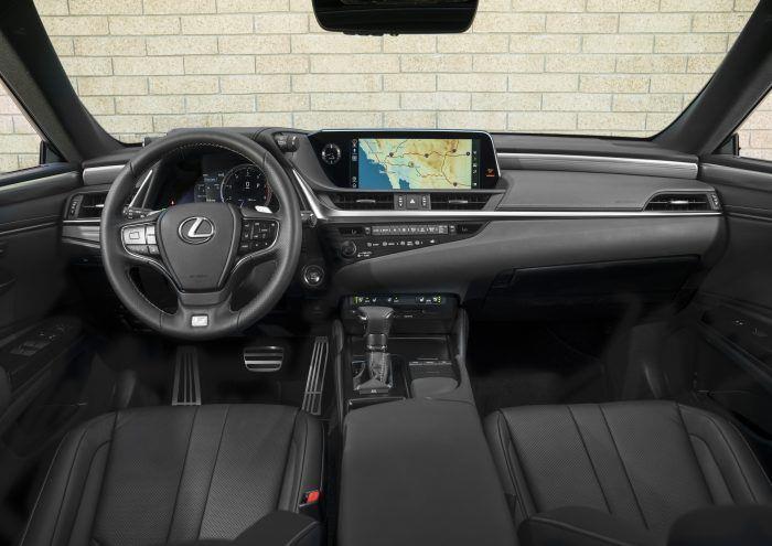 Сможет ли Lexus ES 2019 года конкурировать с Германией?