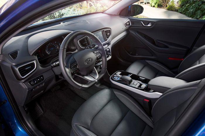 Hyundai Ioniq 2019. Panoramica dei modelli ibridi, elettrici e ibridi plug-in.