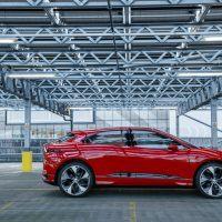 الإعلان عن سيارة 2019 Jaguar I-PACE في جنيف ، الأسعار والمواصفات