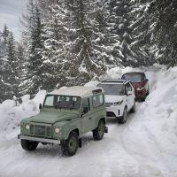 Land Rover празднует свой юбилей в во французских Альпах