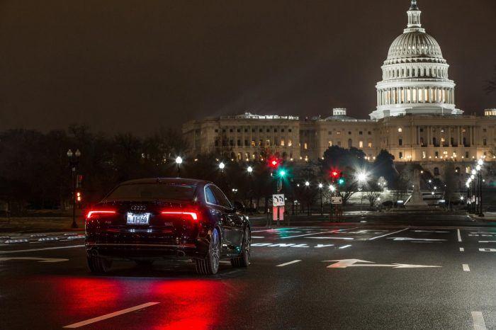Автомобили Audi могут «разговаривать» с светофорами в Фениксе и Канзас-Сити