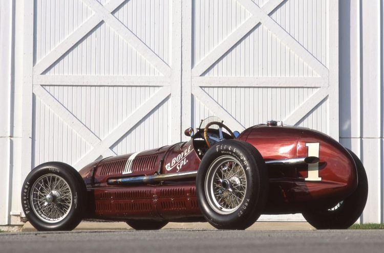 Это именно тот Maserati 8CTF «Boyle Special», который выиграл «Индианаполис 500» 1939 года. Фото: Джон Ламм
