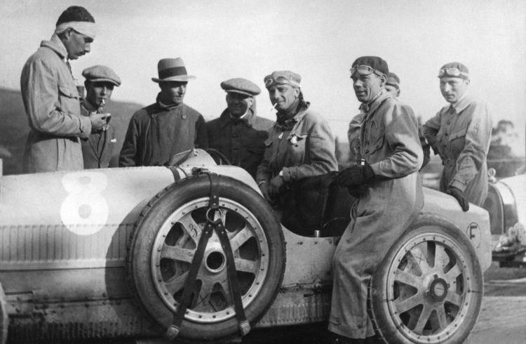 Бартоломео «Мео» Костантини в Targa Florio в 1925 году в Bugatti Type 35. Фото: Bugatti Automobiles S.A.S.