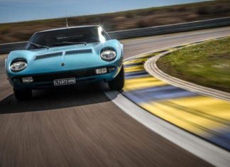 Taller de restauración Lamborghini Polo Storico trabaja con el nuevo Miura P400