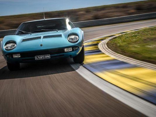 Реставрационная мастерская lamborghini polo storico работает с новой миура p400 Начална страница