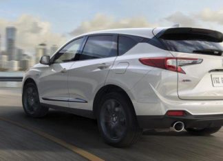 Dentro del Acura RDX 2019