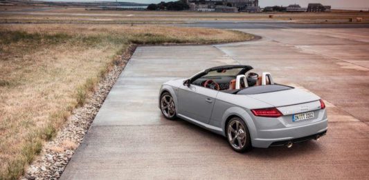 Audi tt 20th anniversary edition: традиция продолжается Ana Sayfa