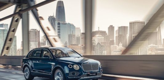 Bentley bentayga hybrid: когда эко становится шикарным Main page
