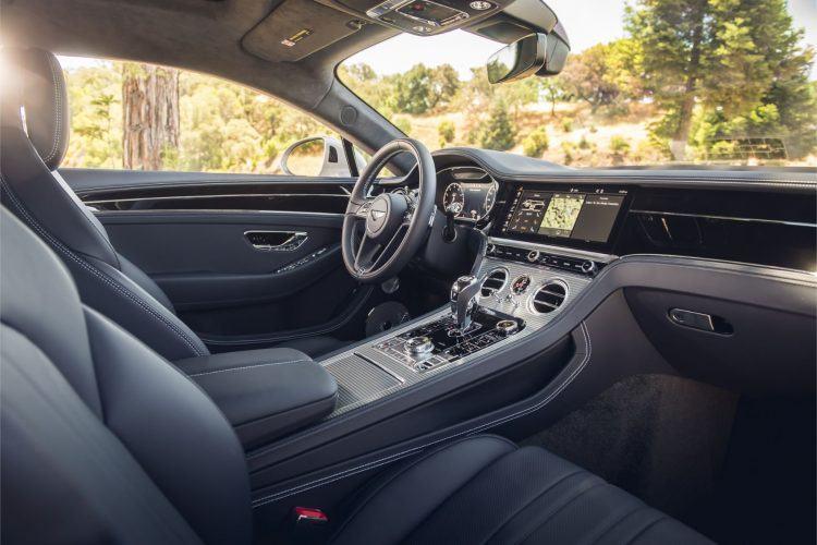 Bentley Continental GT V8: правильный автомобиль снова живет
