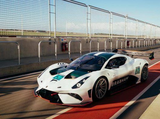 Brabham automotive демонстрирует серию brabham bt62 Página de inicio