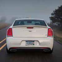 Κριτική Chrysler 300 2019: Προσιτό Executive Car