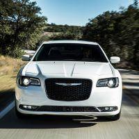 Κριτική Chrysler 300 2019: Προσιτό Executive Car