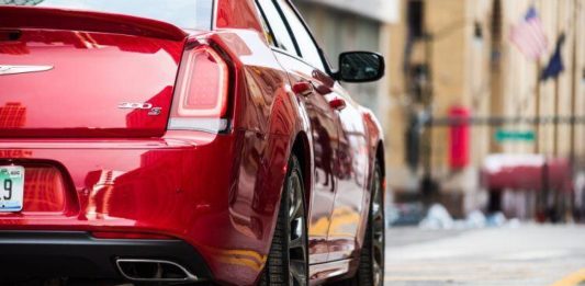 Обзор chrysler 300 2019 года: доступный автомобиль представительского уровня Головна сторінка