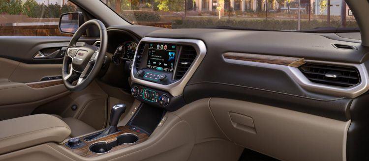 2019 GMC Acadia review: A good middle ground for families