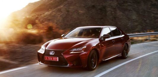 Обзор lexus gs f 2019: лев лексуса логово 홈 페이지