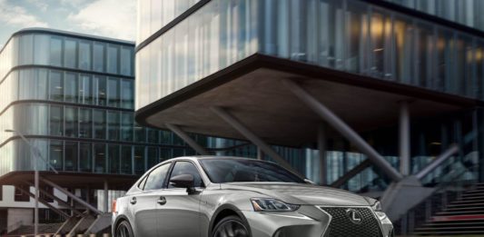 Обзор lexus is 350 2019 года: несколько изменений, но победитель Pagina de pornire