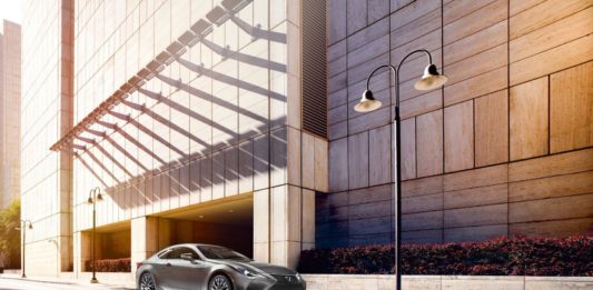 Обзор lexus rc 350: спортивный, но разумный ежедневный водитель Startpagina