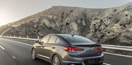 Hyundai представила обновленный elantra 2019 года Main page