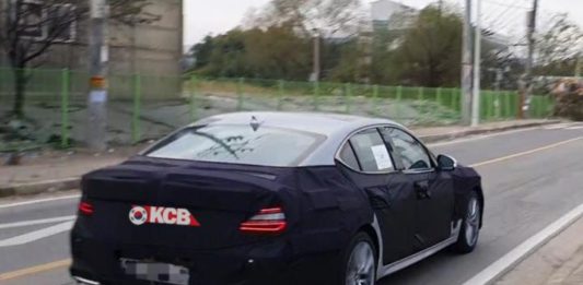 Genesis g70 facelift шпионил на дороге Pääsivu