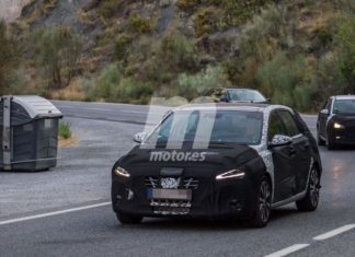 Hyundai i30 Facelift Spied: primele fotografii în camuflaj